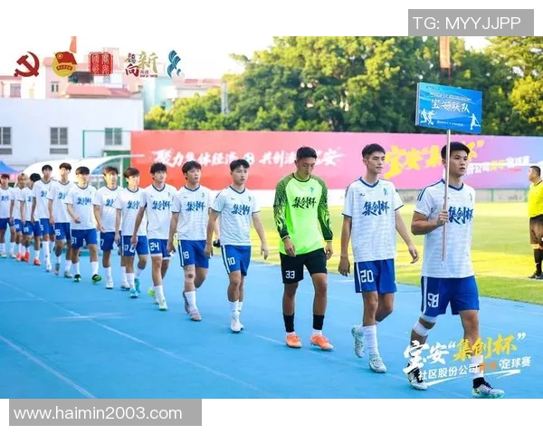 友谊赛精彩对决河床队展现足球魅力与团队精神